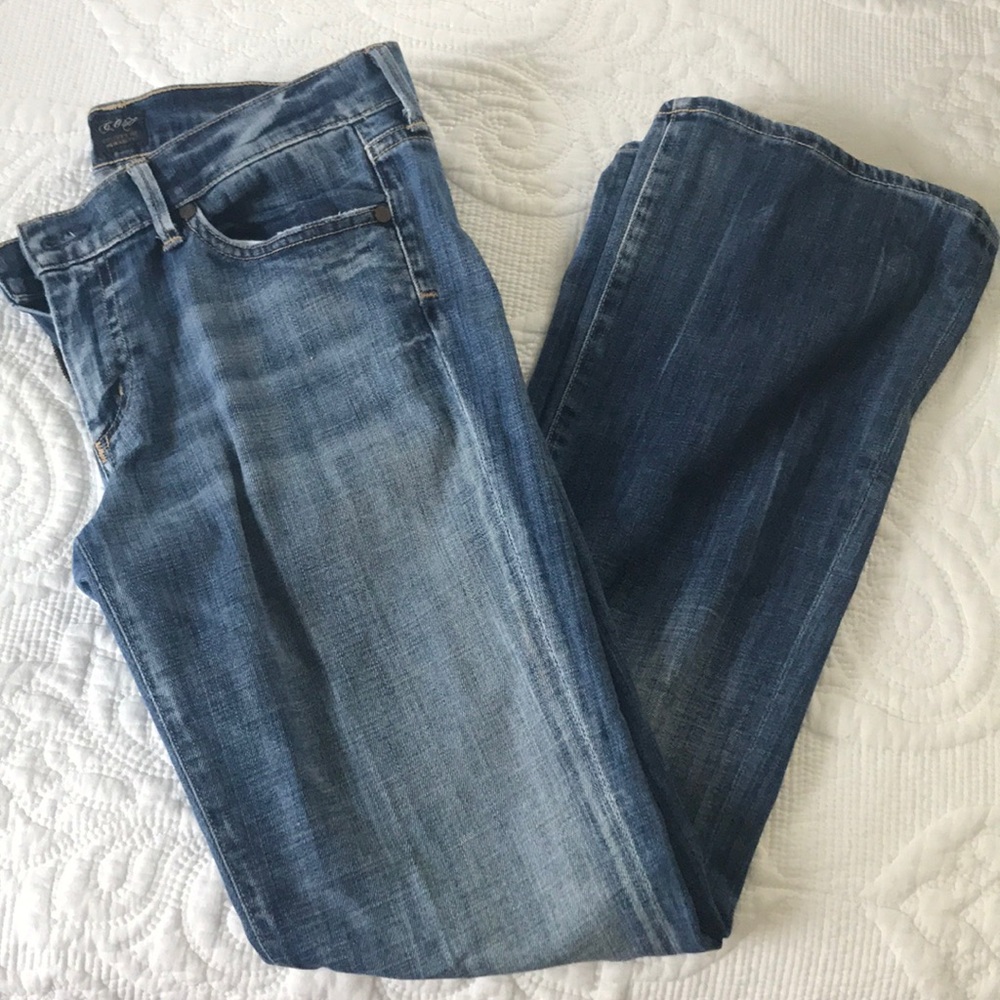 woman’s jeans